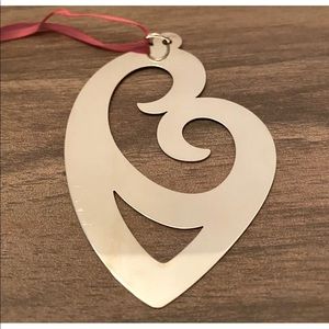 Retired James Avery Mothers Love Ornament